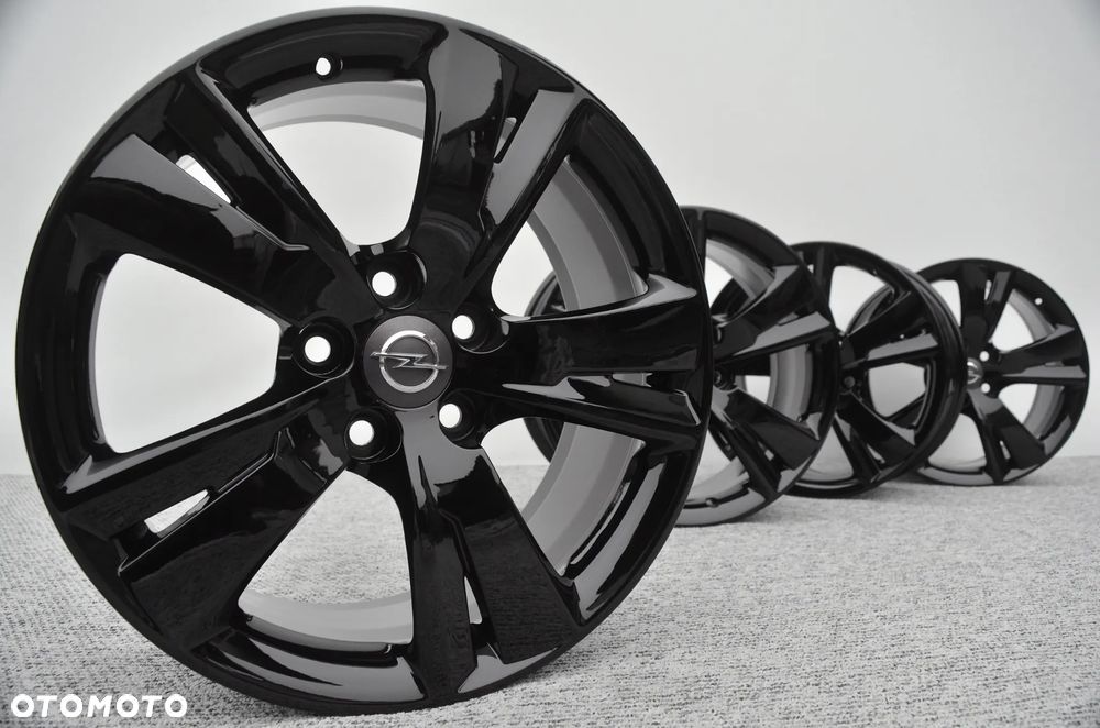Felgi 8x18 5x120 Opel Insignia I - 1