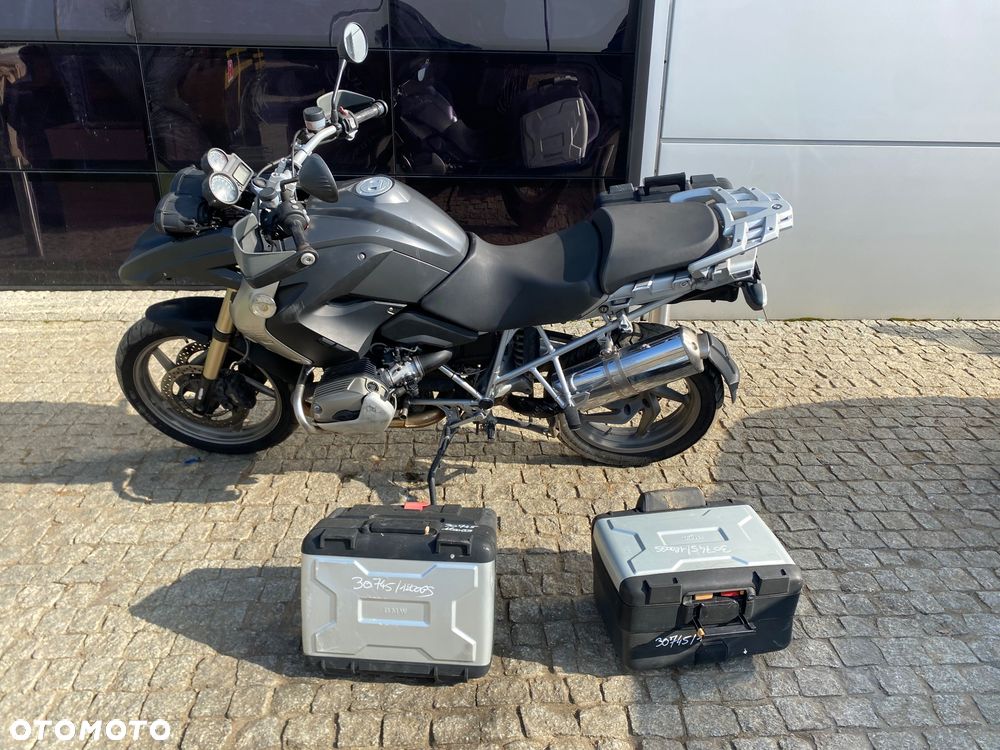 BMW R - 8