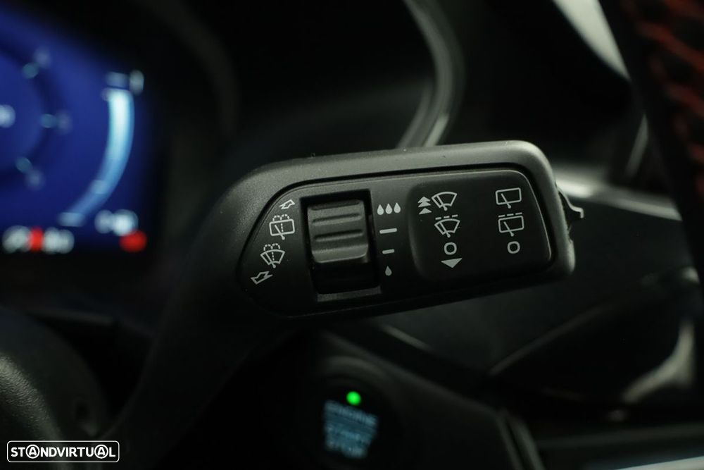 Ford Kuga 1.5 TDCi EcoBlue ST-Line - 18