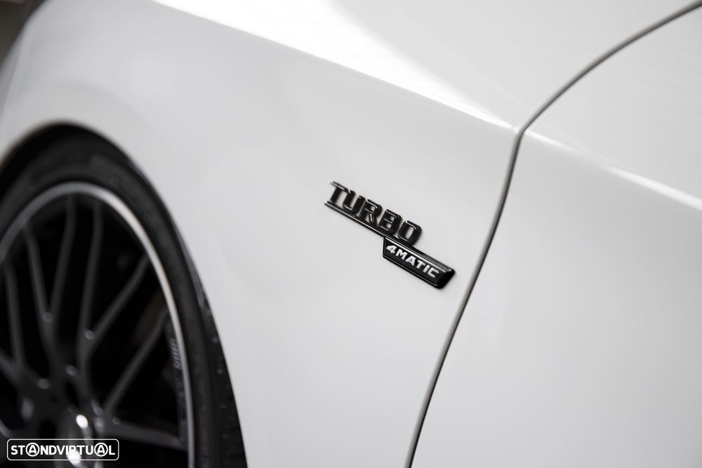 Mercedes-Benz CLA 45 AMG 4Matic Speedshift DCT 7G Night Edition - 11