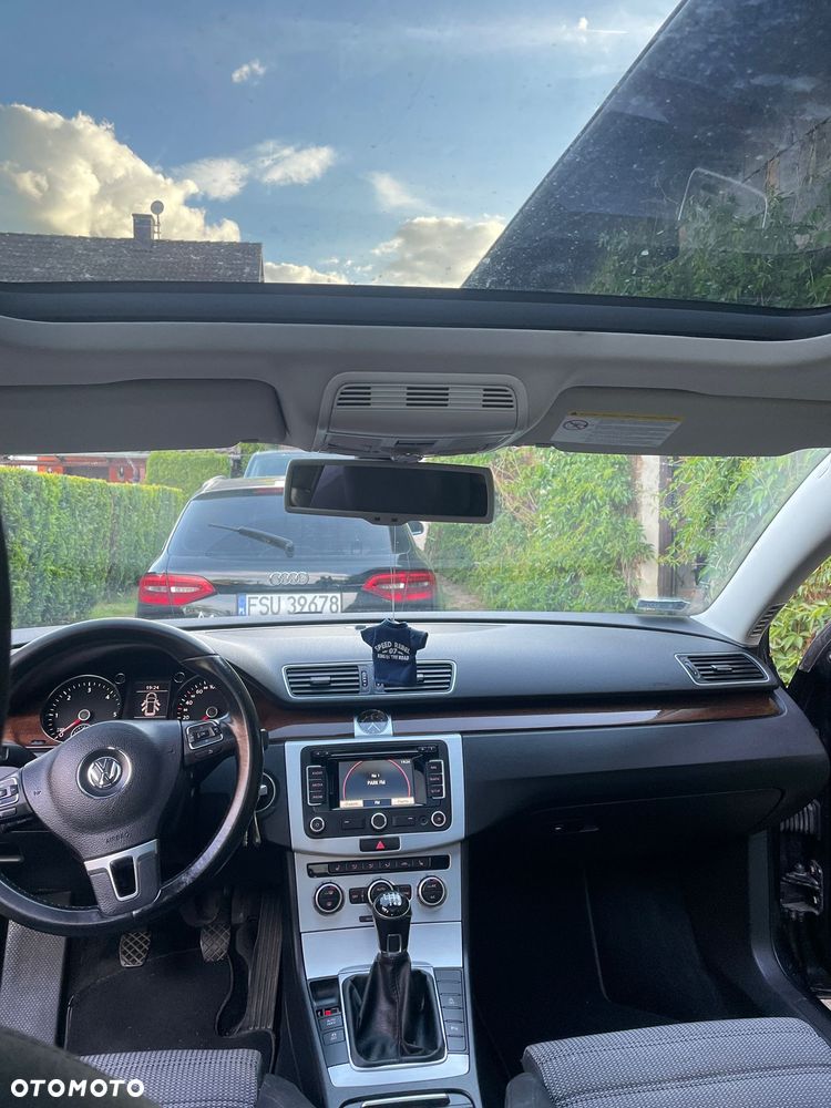 Volkswagen Passat 2.0 TDI DPF Comfortline - 8