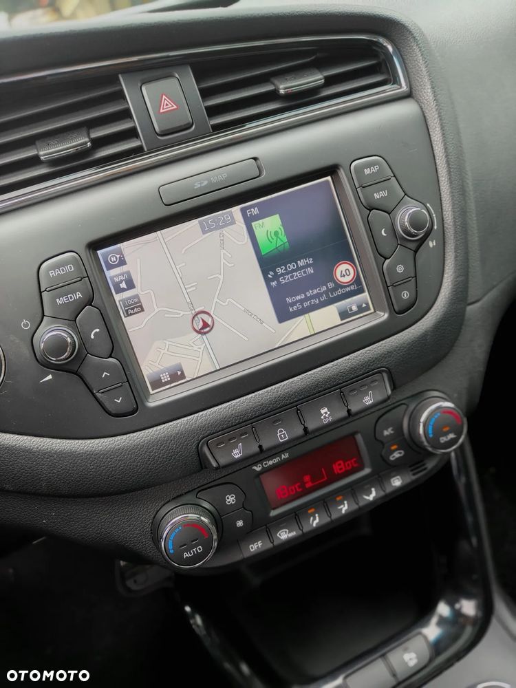 Kia Ceed - 13