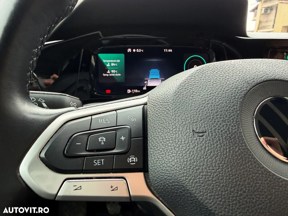 Volkswagen Golf - 14