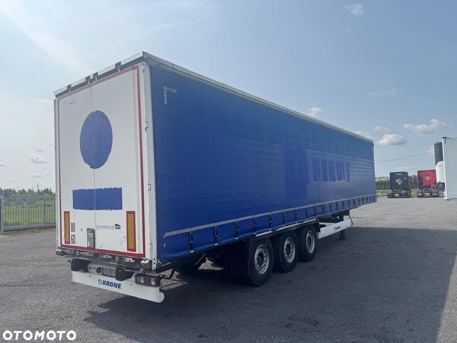 Krone Krone / Standard / Osie Mercedes / z Francji - 11