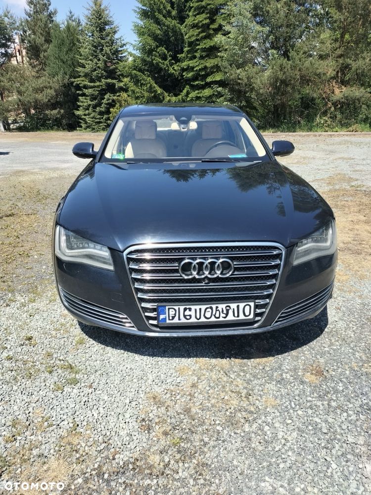 Audi A8 - 1