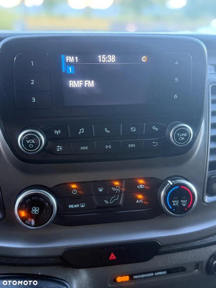 Ford Transit Custom 310 L2H1 Ambiente - 11