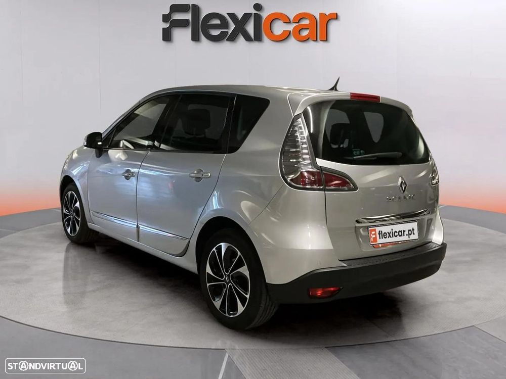 Renault Scénic - 5