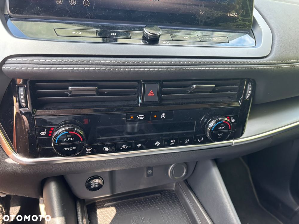Nissan Qashqai 1.3 DIG-T mHEV N-Connecta - 13