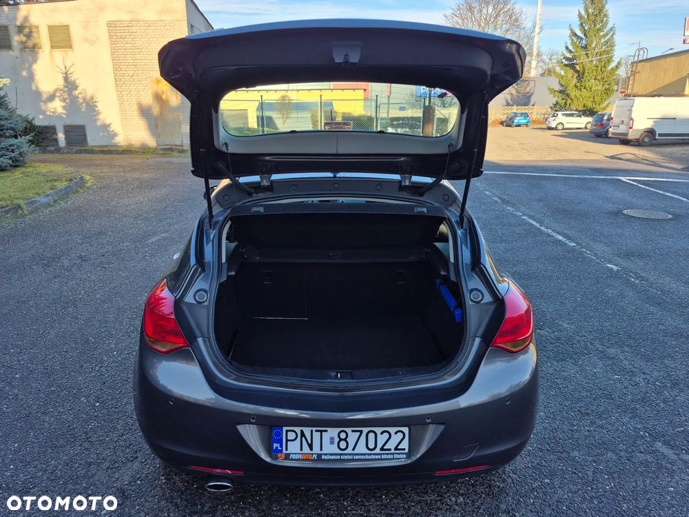 Opel Astra 1.4 Turbo Cosmo - 28