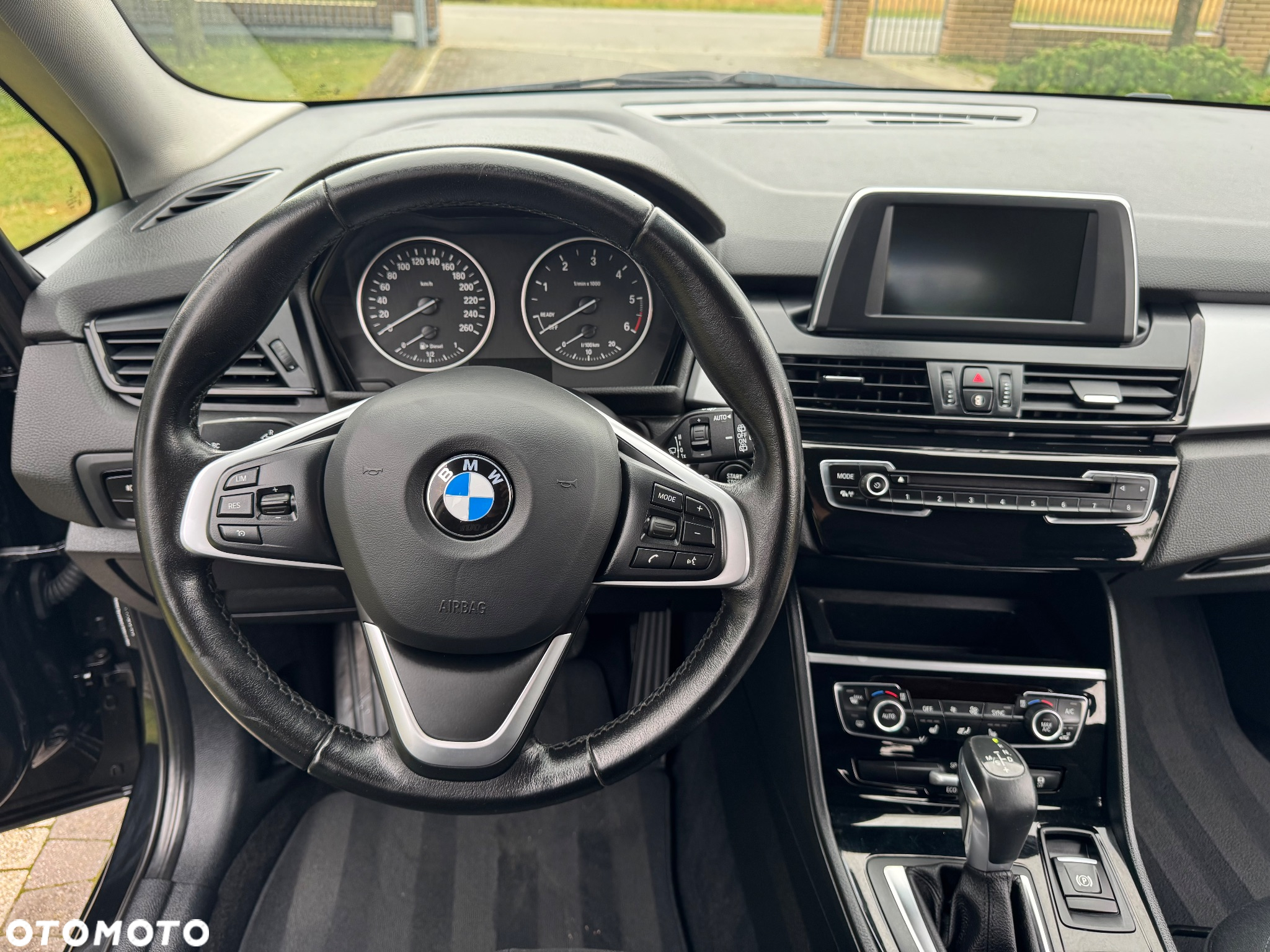 BMW Seria 2 218d Active Tourer - 19