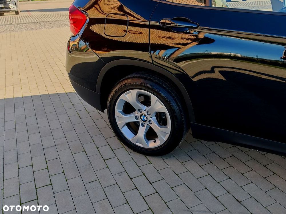 BMW X1 sDrive18i xLine - 19