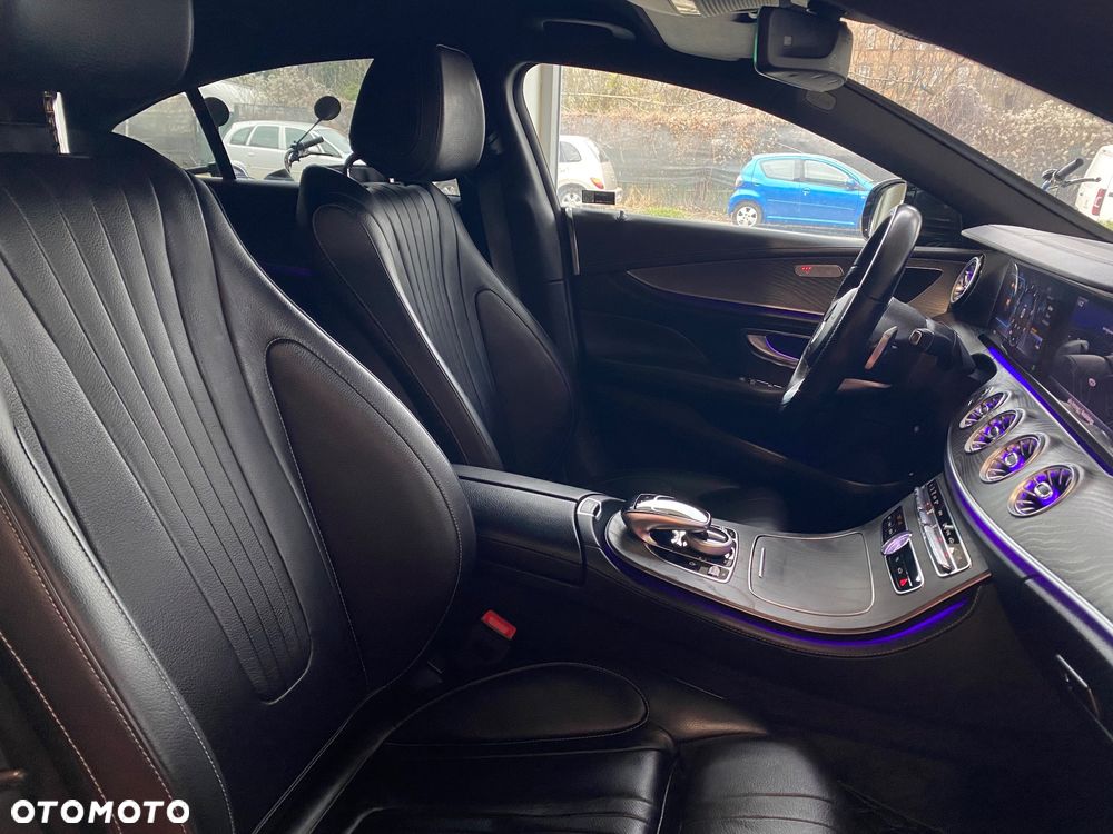 Mercedes-Benz CLS - 22