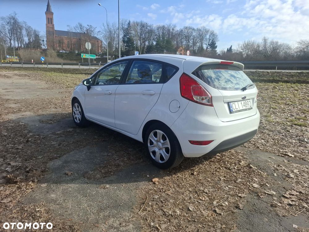 Ford Fiesta - 4