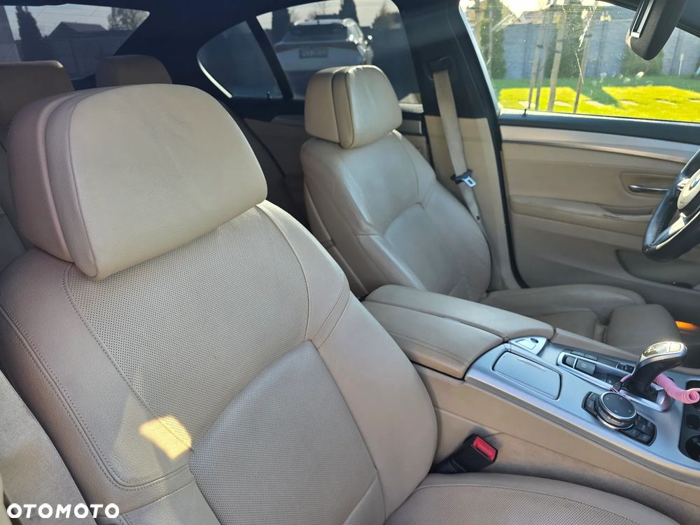 BMW Seria 5 530d xDrive - 9
