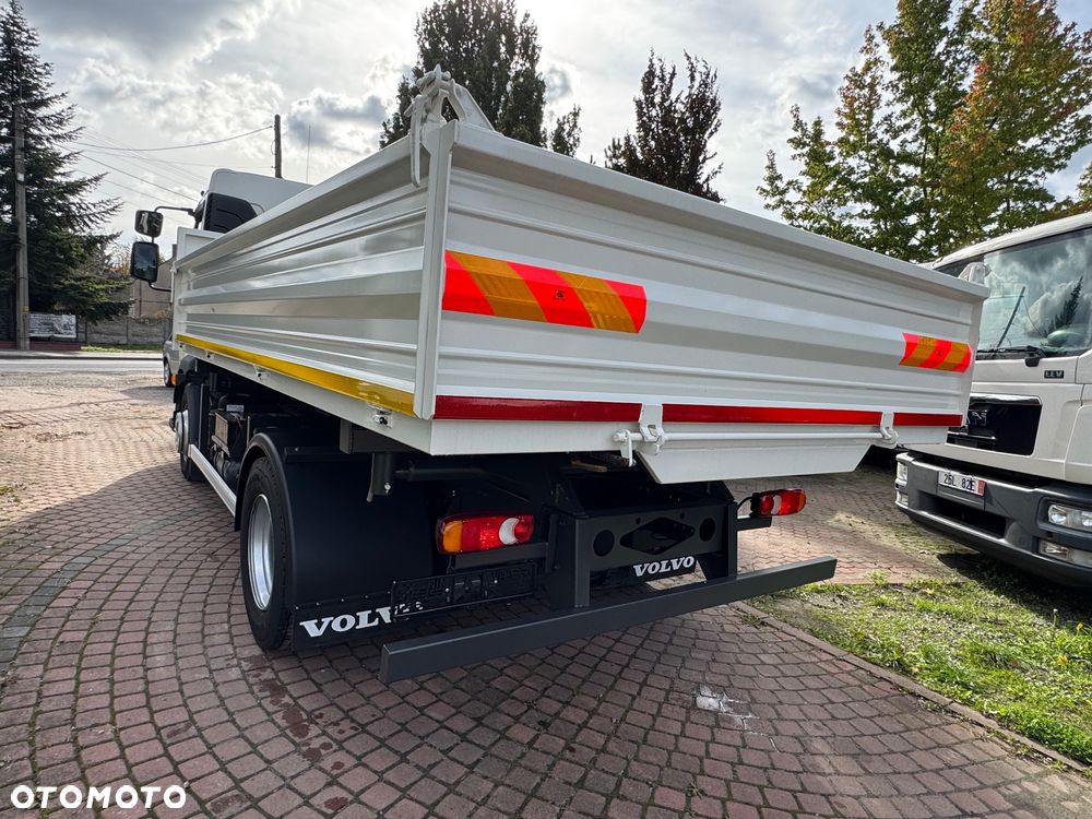 Volvo FL 250 WYWROTKA - 14