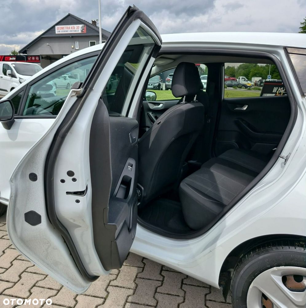 Ford Fiesta - 17