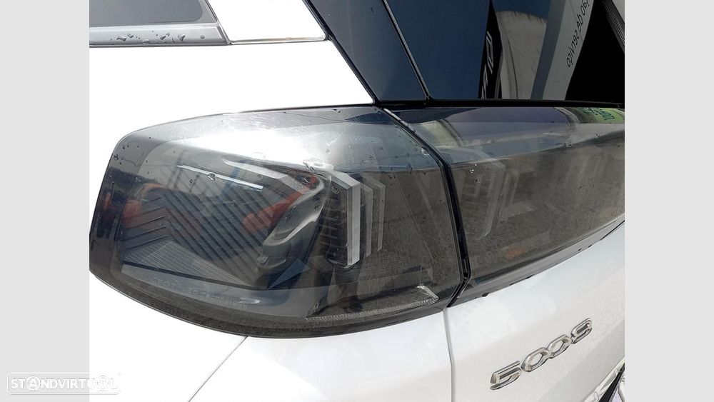 Peugeot 5008 1.5 BlueHDi Allure EAT8 - 10