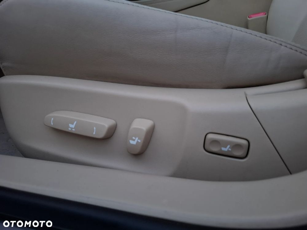 Lexus GS 450h Prestige + - 18