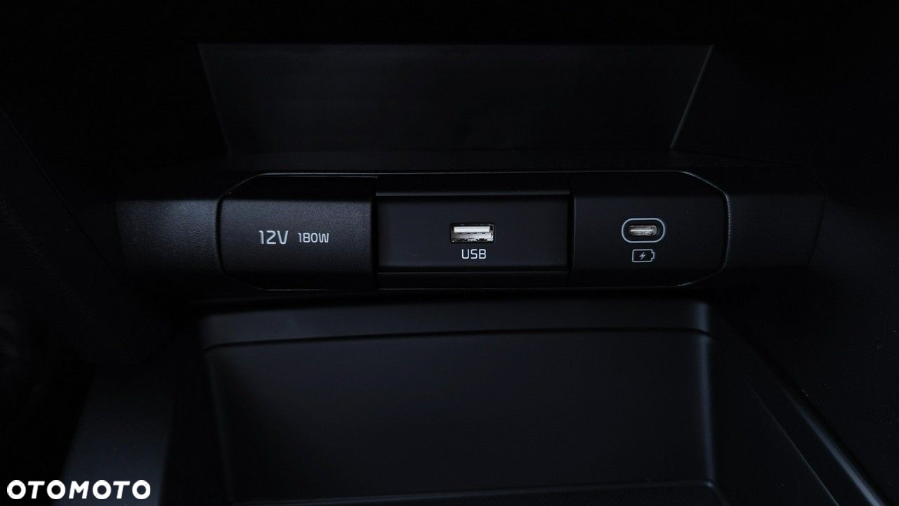 Kia XCeed - 16