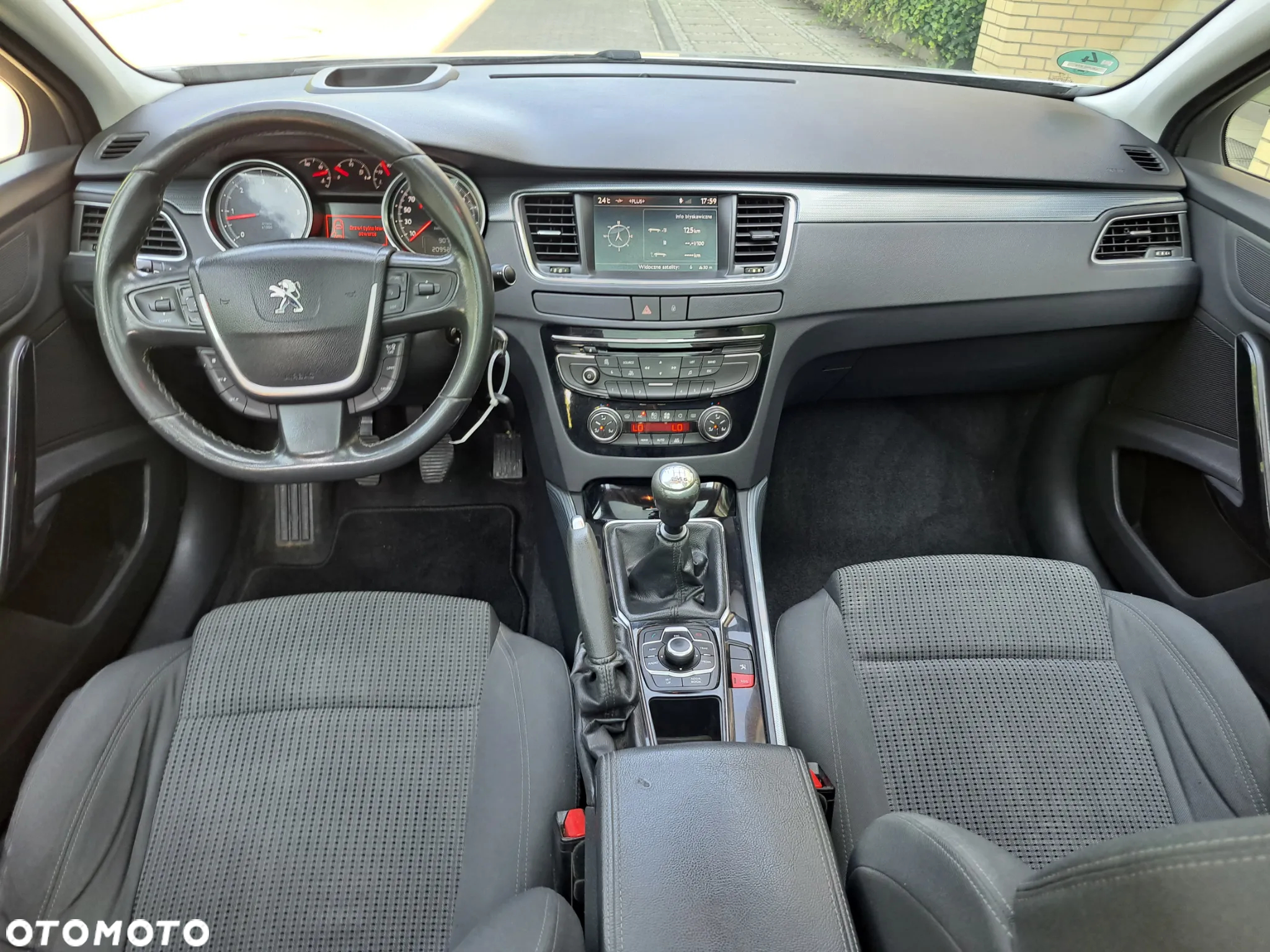 Peugeot 508 SW HDi FAP 160 Allure - 9