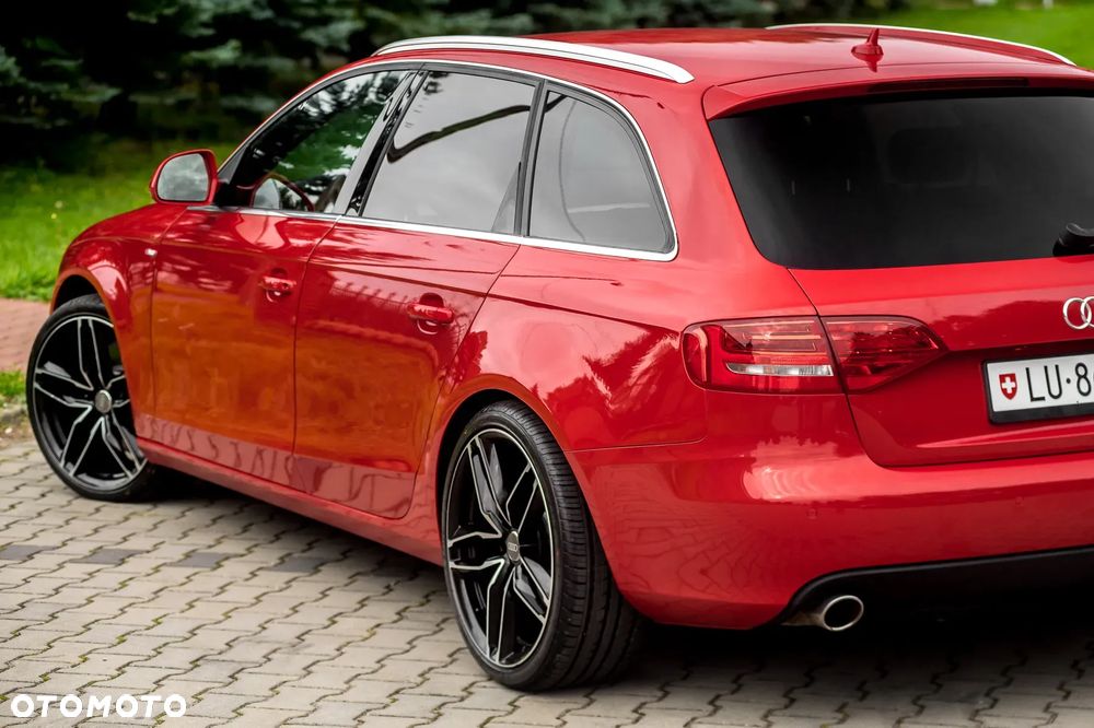 Audi A4 Avant 3.0 TDI DPF quattro S tronic S line Sportpaket - 13