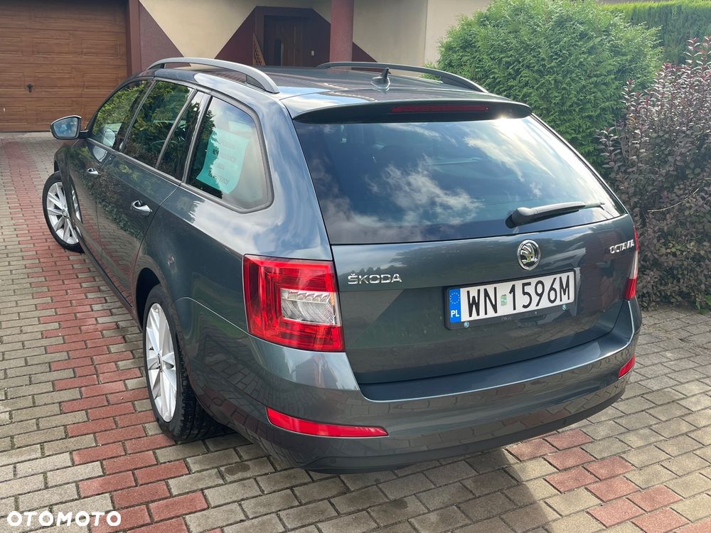 Skoda Octavia 2.0 TDI Style - 4