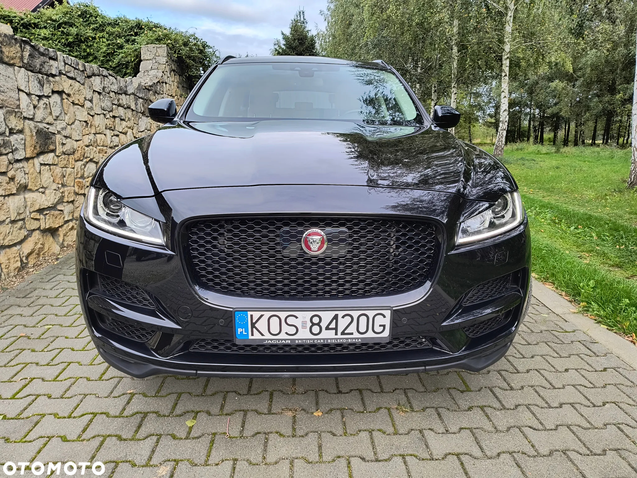 Jaguar F-Pace 25t AWD R-Sport - 2