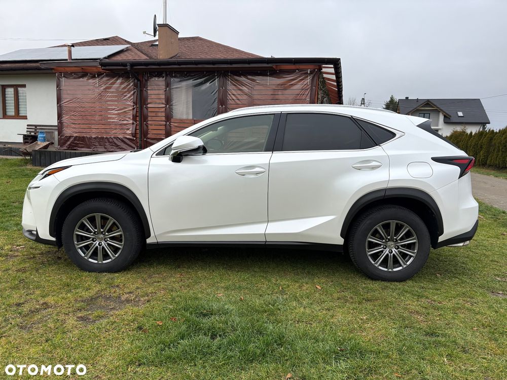 Lexus NX 200t Elite AWD - 12