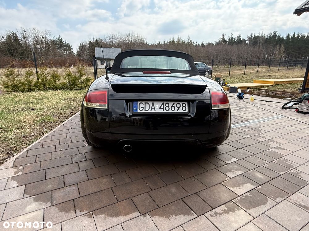 Audi TT Roadster 1.8T - 8