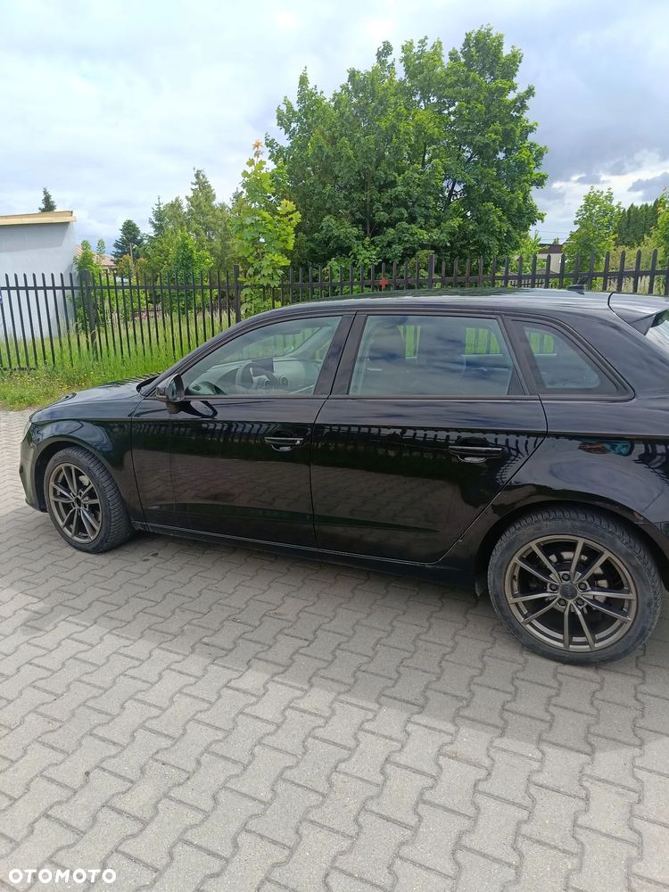 Audi A3 Sportback 2.0 TDI S tronic sport - 4