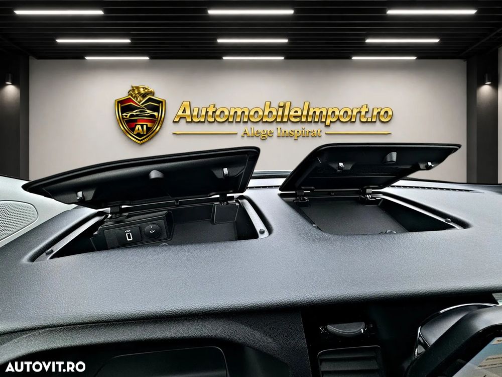 Ford Tourneo Custom 320 L2H1 VA Titanium - 24