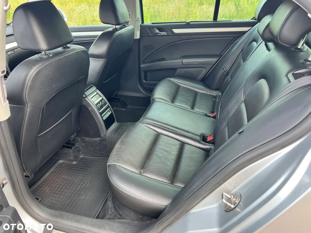 Skoda Superb 2.0 TSI Platinum DSG - 20