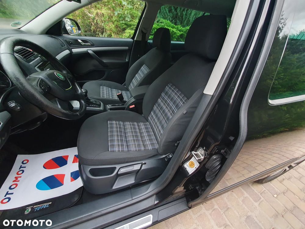 Skoda Octavia 2.0 TDI DPF DSG Elegance - 9