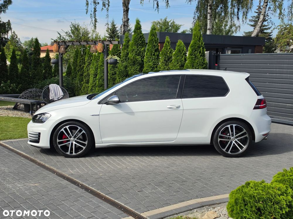Volkswagen Golf 2.0 TDI BMT GTD DSG - 10