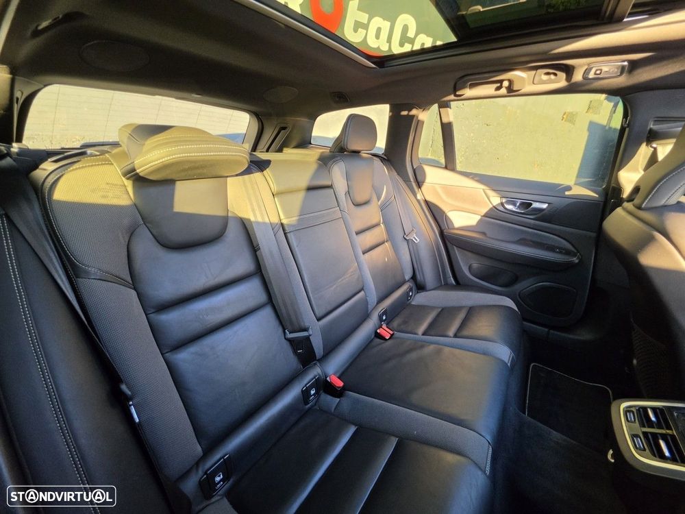Volvo V60 2.0 D4 R-Design Momentum Geartronic - 18