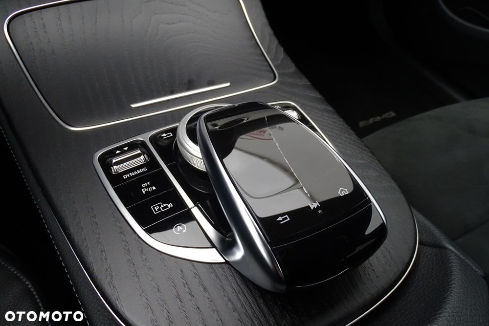 Mercedes-Benz Klasa E - 37