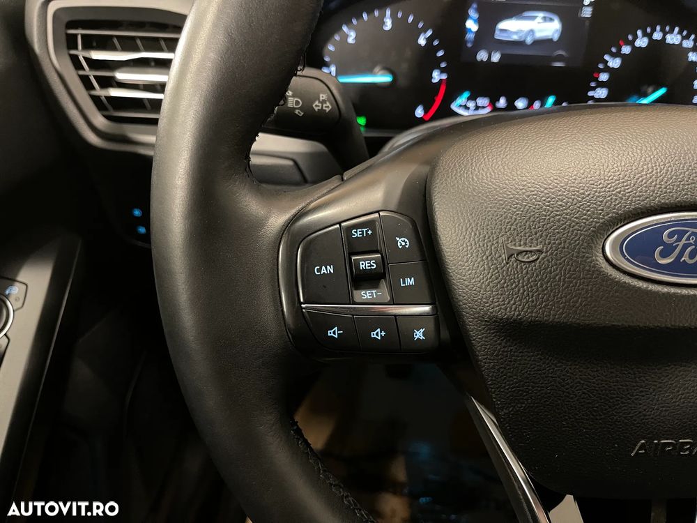 Ford Focus 2.0 EcoBlue Titanium - 21