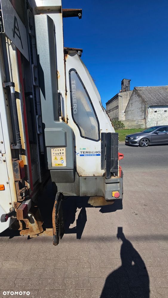 Mercedes-Benz ACTROS 2532 L 6x2 - 14