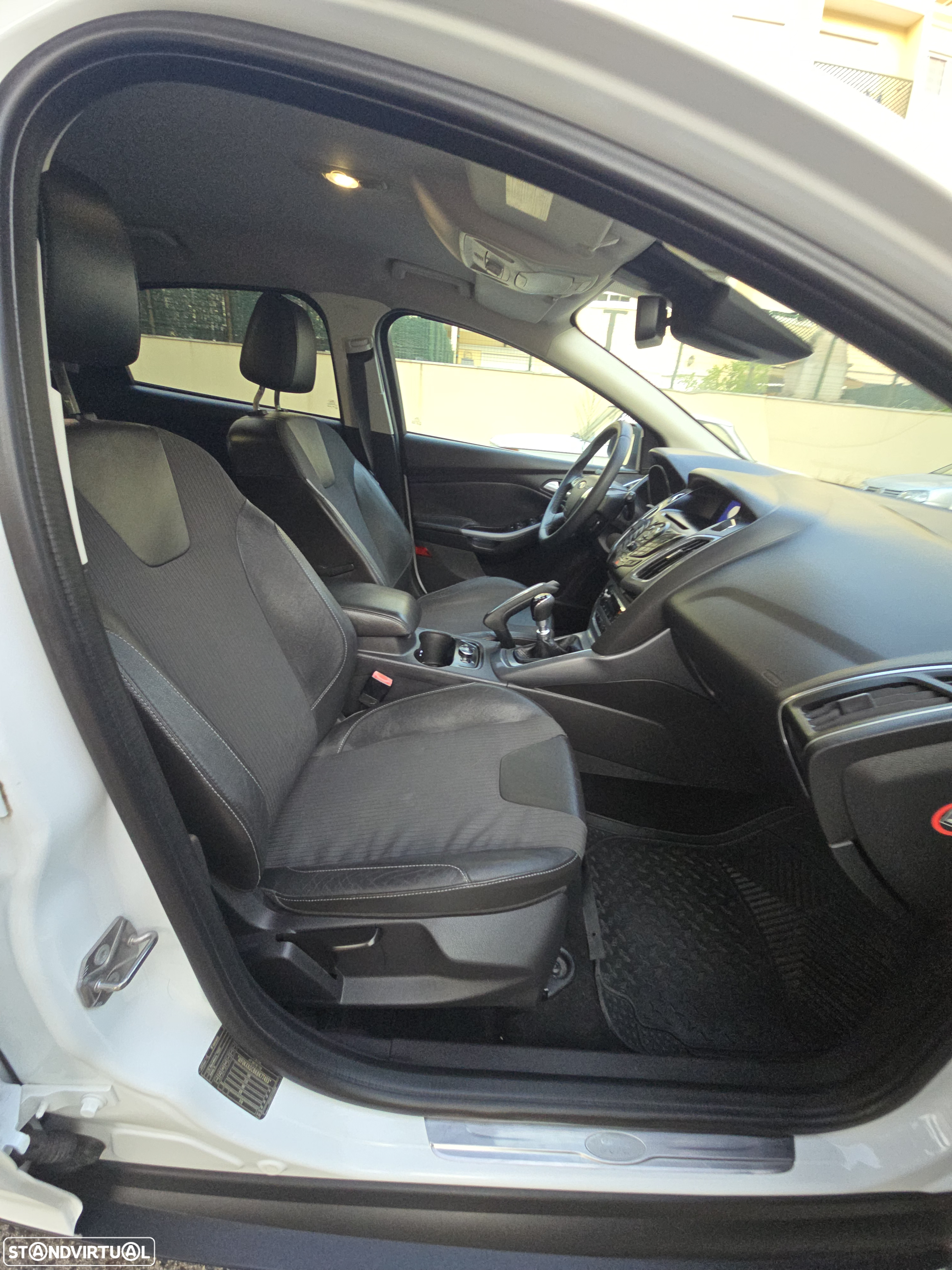 Ford Focus 1.6 TDCi Titanium - 14