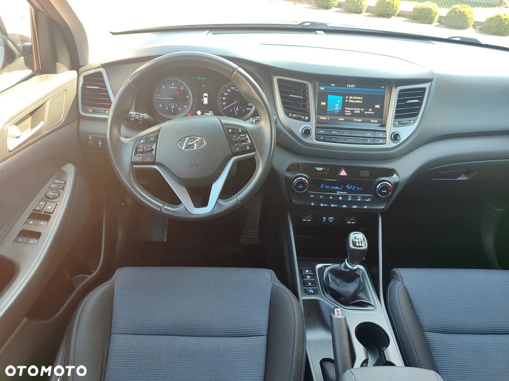 Hyundai Tucson blue 1.7 CRDi 2WD Style - 6