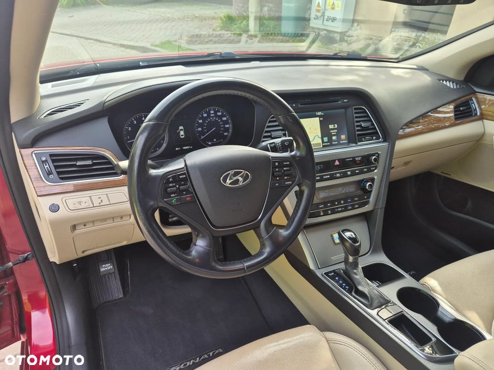 Hyundai Sonata - 10