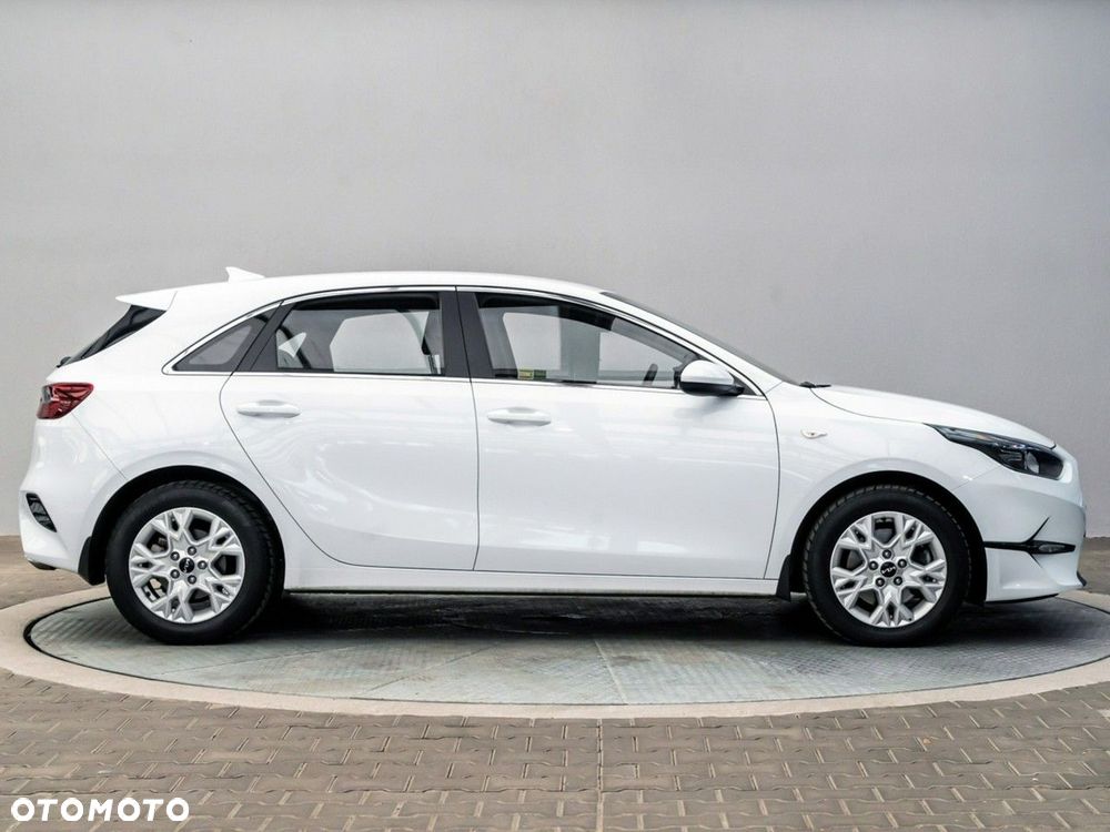 Kia Ceed 1.5 T-GDI M - 5