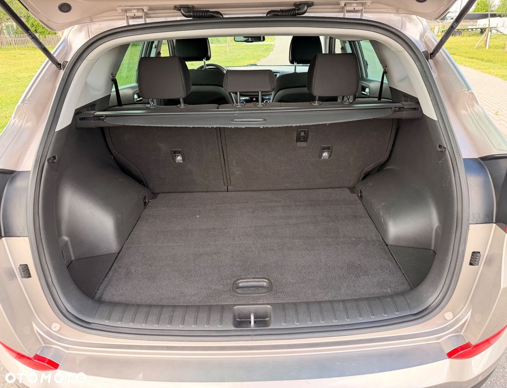 Hyundai Tucson blue 1.7 CRDi 2WD Passion - 29