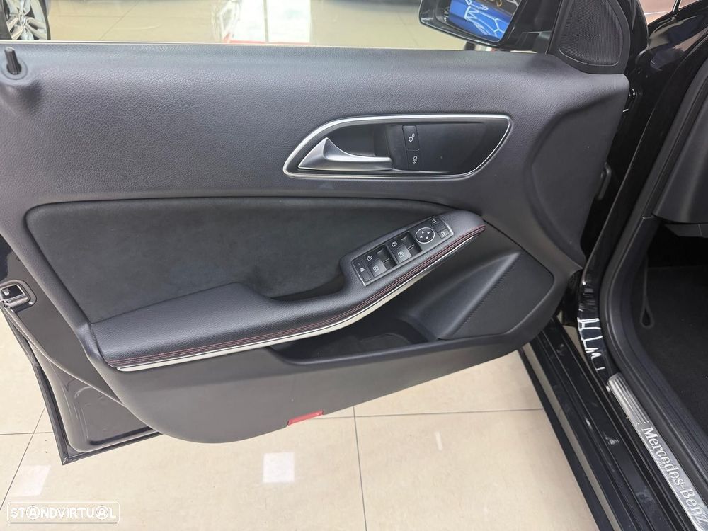 Mercedes-Benz A 180 7G-DCT AMG Line - 19