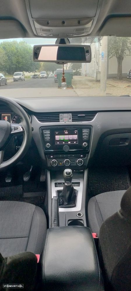 Skoda Octavia 1.6 TDI Greenline - 6