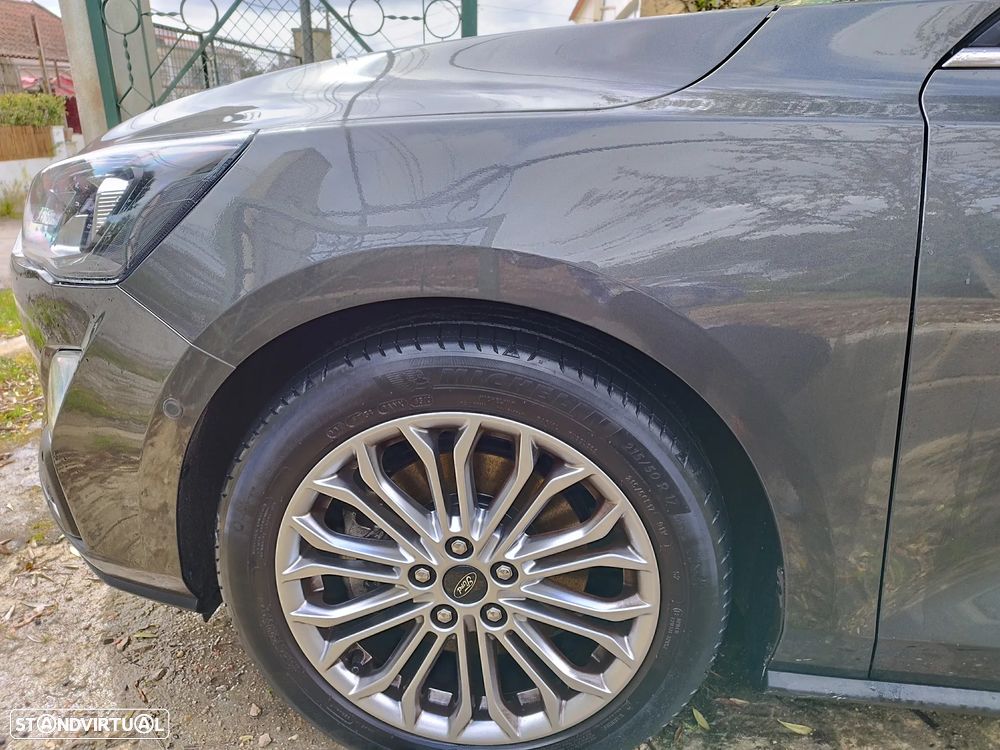 Ford Focus SW 1.0 EcoBoost Titanium - 6