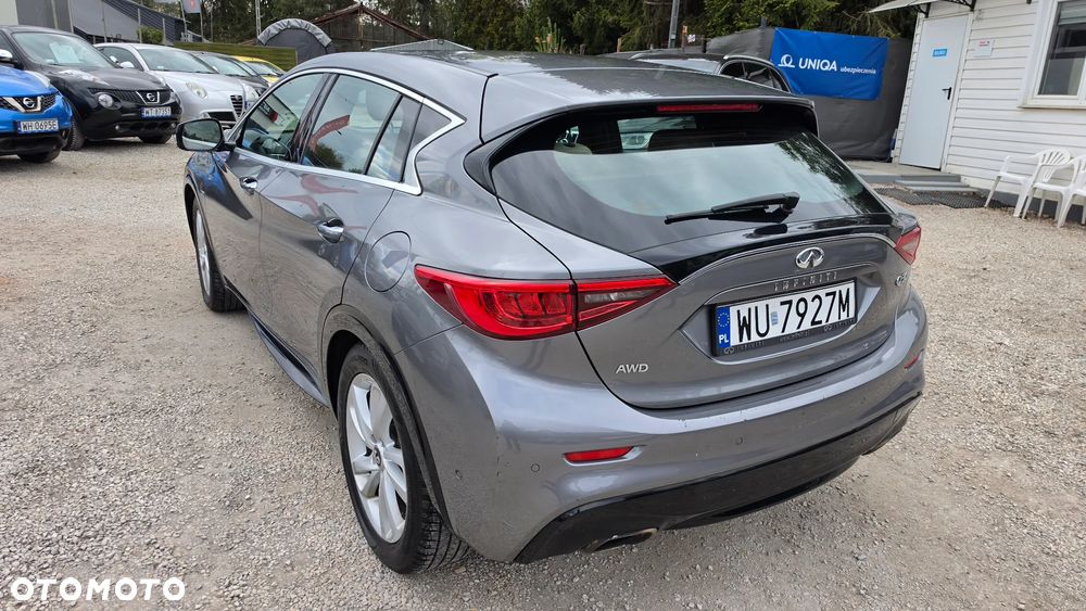 Infiniti QX30 2.0t Luxe Tech AWD 7DCT - 3