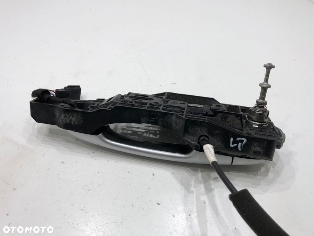 KLAMKA ZEWNĘTRZNA LEWY PRZÓD  RENAULT CAPTUR I (J5_, H5_) 2013 - 2022 1.5 dCi 110 81 kW [110 KM] - 4