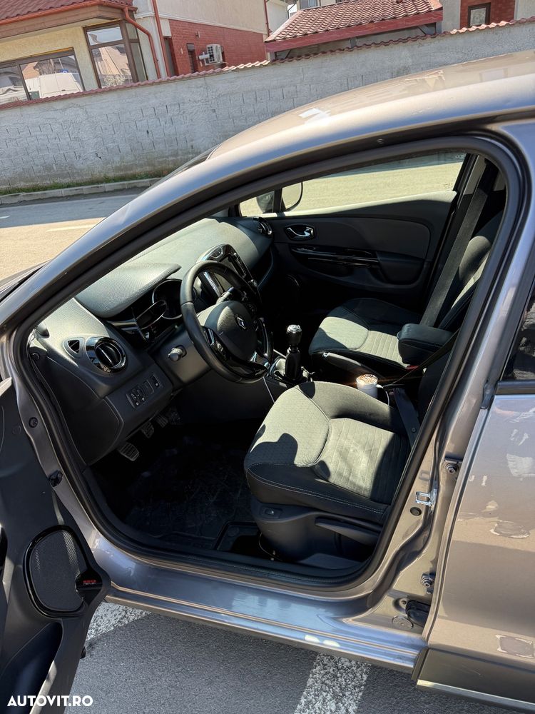 Renault Clio 1.5 dCi 90 Authentique - 5