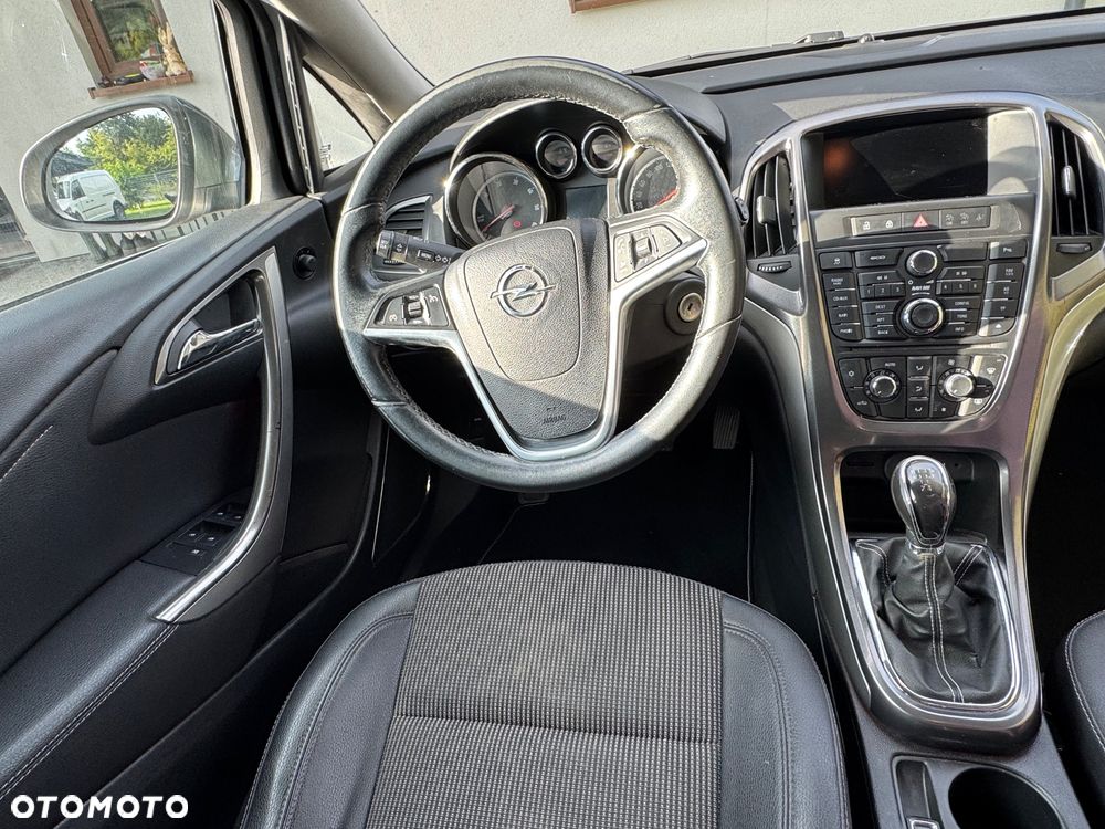 Opel Astra 1.3 CDTI Cosmo ecoFLEX - 6